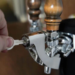 Draft Beer Faucet Lock For Perlick 650 & 690 Series Flow Control Faucets -Bar Supplies ba0pc perlick wrap around faucet lock 002 83073.1680547183